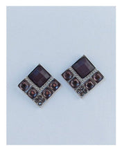 Load image into Gallery viewer, Squared faux stone earrings
