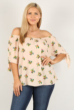 Load image into Gallery viewer, Plus Size Floral Print, Top

