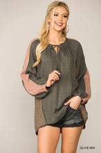 Load image into Gallery viewer, Textured Color Mixed Tassel Tie Peasant Top With Reverse Stitch Detail

