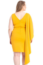 Load image into Gallery viewer, Back Shoulder Cape Plus Size Minid Ress
