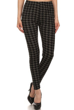 Load image into Gallery viewer, High Waisted Hound Tooth Printed Knit Legging With Elastic Waistband
