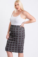 Load image into Gallery viewer, Black/grey Glen Plaid Skirt
