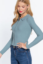 Load image into Gallery viewer, Notched Collar Zippered Sweater
