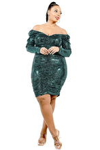 Load image into Gallery viewer, Plus Long Sleeve Metallic Bodycon Mini Dress
