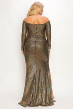 Cargar imagen en el visor de la galería, Plus Long Sleeve Off Shoulder Sequin Fabric (metallic) Party Maxi Dress
